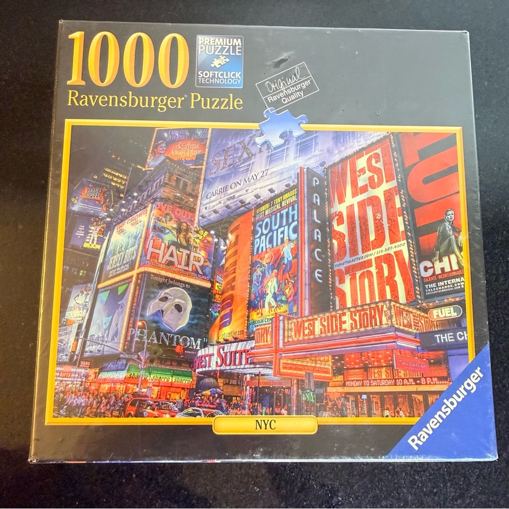 Ravensburger NYC Puzzle - Vibrant Cityscape 1000 Pieces